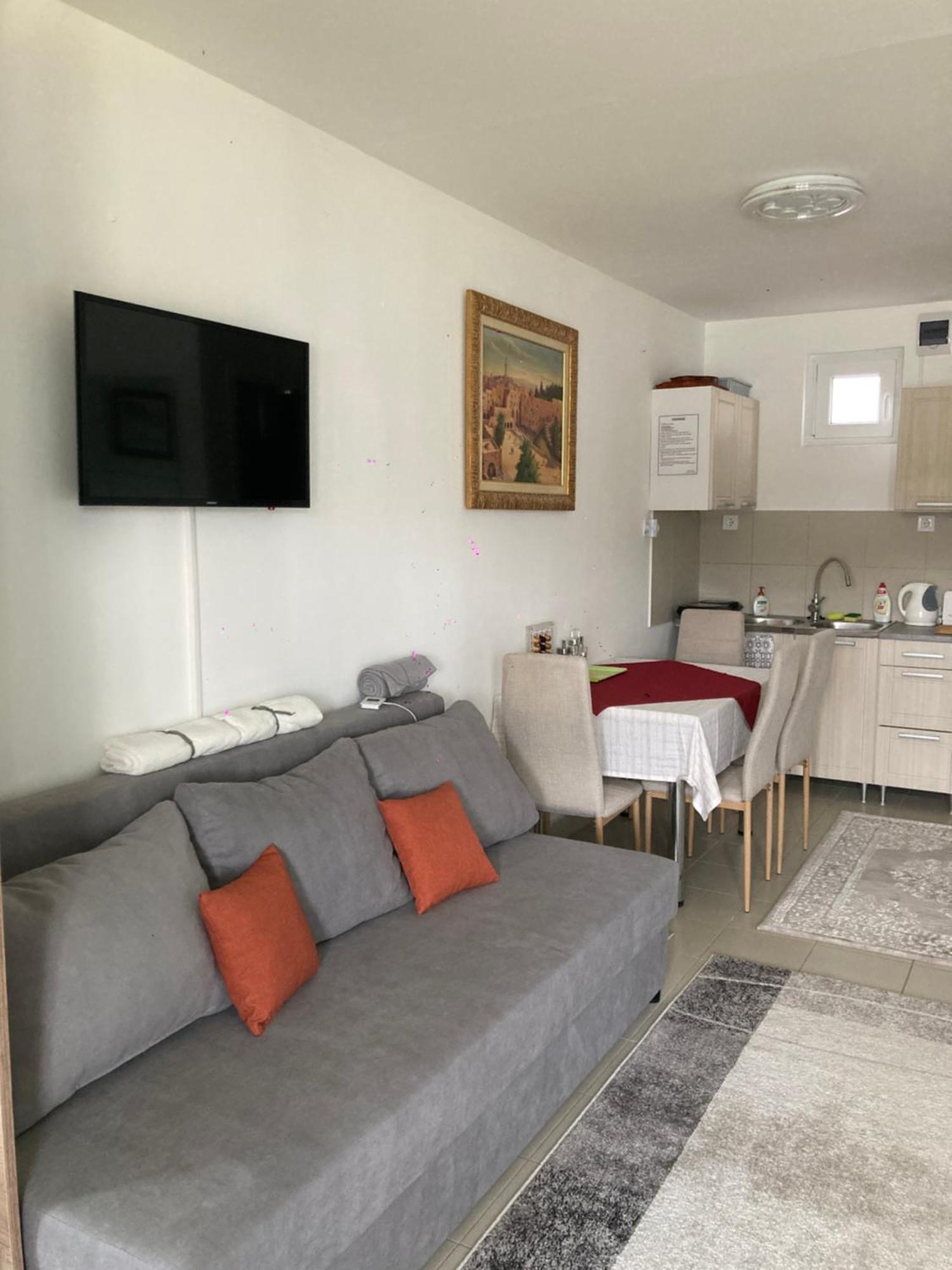 Oazis Apartman Orfű Εξωτερικό φωτογραφία